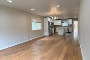 11837 32nd Ave NE, Seattle, WA 98125 - Photo 6