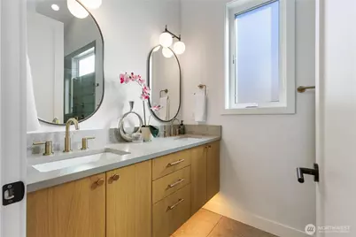 10039 13th Avenue NW, Seattle, WA 98177 - Photo 20