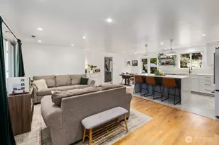 8711 NE 140th St, Kirkland, WA 98034 - Photo 2