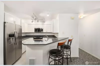 11130 SE 208th Street #H103, Kent, WA 98031 - Photo 6