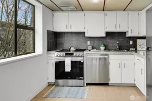 912 3rd Ave W, Seattle, WA 98119 - Photo 12