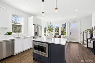 7502 32nd Ave NE, Seattle, WA 98115 - Photo 12