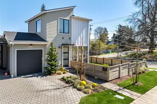 7502 32nd Ave NE, Seattle, WA 98115 - Photo 1