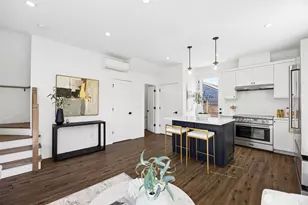 7502 32nd Ave NE, Seattle, WA 98115 - Photo 16