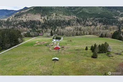 240 Dodge, Morton, WA 98356 - Photo 8