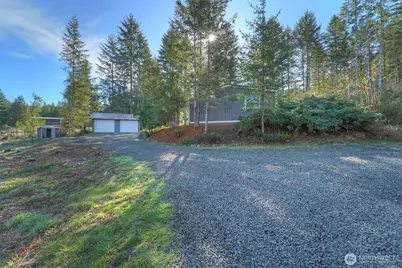 42 E Mossflower Lane, Grapeview, WA 98546 - Photo 2