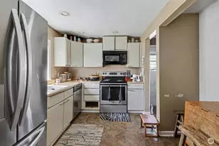 8650 10th Ave SW, Seattle, WA 98106 - Photo 12