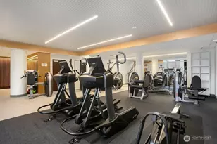 500 106th Ave NE, Bellevue, WA 98004 - Photo 16