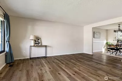 1162 Tulip Lane, Oak Harbor, WA 98277 - Photo 4