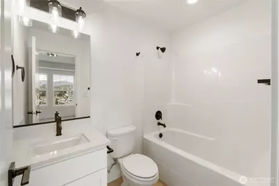 117 Orchard Avenue S #D, Eatonville, WA 98328 - Photo 24