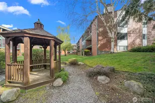 7305 N Skyview Pl, Tacoma, WA 98406 - Photo 32