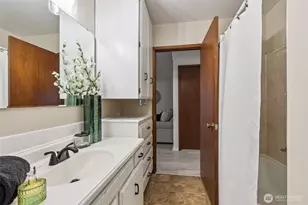 1347 N Pear Street NE, Olympia, WA 98506 - Photo 16