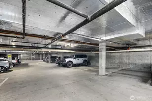 2415 2nd Ave, Seattle, WA 98121 - Photo 22
