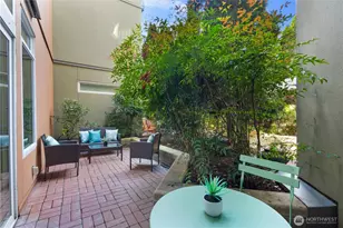 2415 2nd Ave, Seattle, WA 98121 - Photo 24