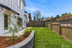 9434 Olson Pl SW, Seattle, WA 98106 - Photo 40