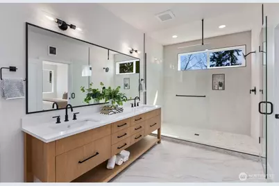 9434 Olson Place SW, Seattle, WA 98106 - Photo 30