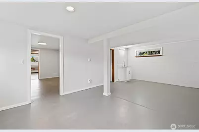 1011 E Smith Street, Kent, WA 98030 - Photo 22