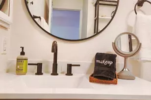 1915 E Spruce St, Seattle, WA 98122 - Photo 20