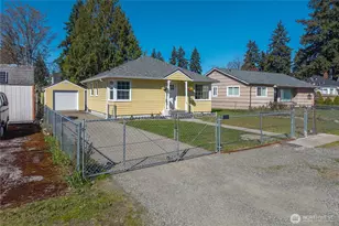815 119th St S, Tacoma, WA 98444 - Photo 4