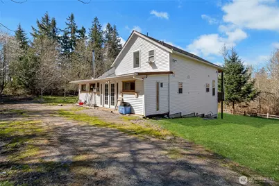 816 299th Street E, Roy, WA 98580 - Photo 2