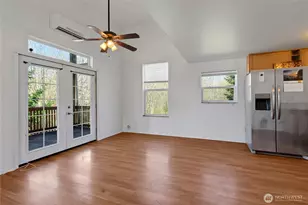 816 299th St E, Roy, WA 98580 - Photo 6