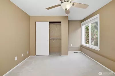 11901 93rd Avenue NE #B-108, Kirkland, WA 98034 - Photo 12