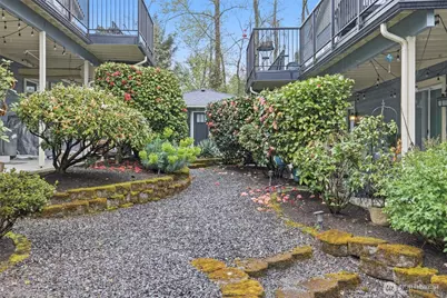 11901 93rd Avenue NE #B-108, Kirkland, WA 98034 - Photo 32