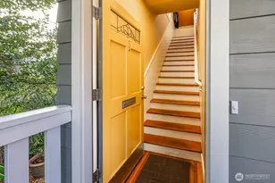 2315 E Spring St, Seattle, WA 98122 - Photo 2