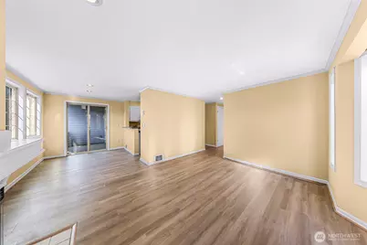 1111 10th Avenue E #33, Seattle, WA 98102 - Photo 8