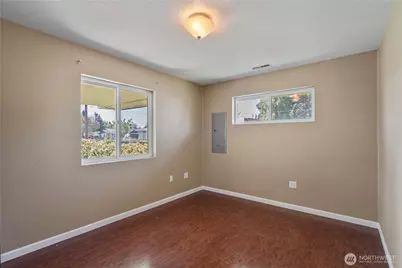 928 W Cherry Street, Centralia, WA 98531 - Photo 20