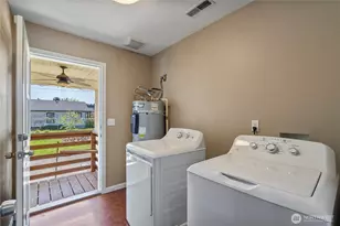 928 W Cherry St, Centralia, WA 98531 - Photo 22