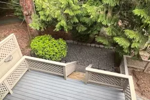 13706 NE 85th St, Redmond, WA 98052 - Photo 12