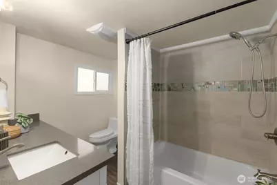 9728 23rd Avenue NE #A, Seattle, WA 98115 - Photo 22