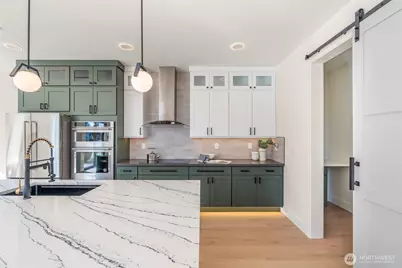 11279 59th Avenue S, Seattle, WA 98178 - Photo 14