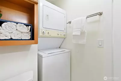 10025 NE 129th Place, Kirkland, WA 98034 - Photo 16