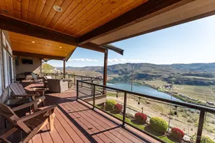 525 Columbia View Rd, Chelan, WA 98816 - Photo 16