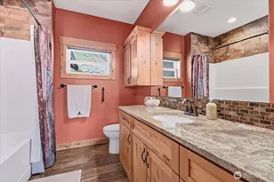 525 Columbia View Rd, Chelan, WA 98816 - Photo 22