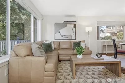 9165 45th Avenue SW #6, Seattle, WA 98136 - Photo 10