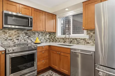 9165 45th Avenue SW #6, Seattle, WA 98136 - Photo 16