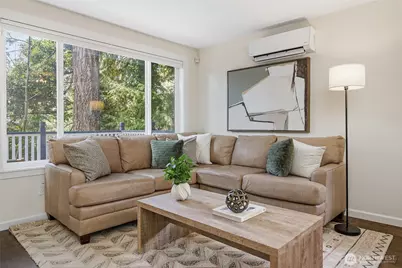 9165 45th Avenue SW #6, Seattle, WA 98136 - Photo 10