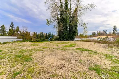 1725 Meridian Avenue E, Edgewood, WA 98371 - Photo 4