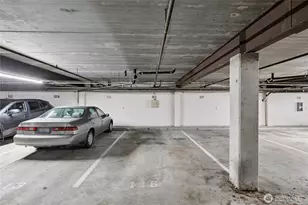 10001 NE 12th St, Bellevue, WA 98004 - Photo 36