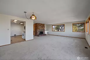 1411 Nisqually St, Steilacoom, WA 98388 - Photo 12