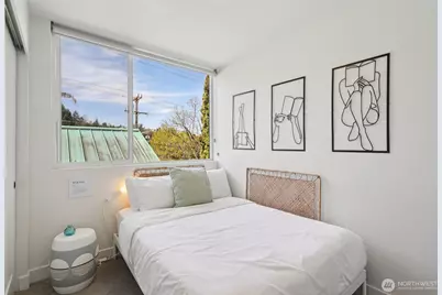 71 W Dravus Street, Seattle, WA 98119 - Photo 16