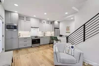 71 W Dravus Street, Seattle, WA 98119 - Photo 10