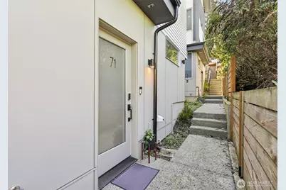 71 W Dravus Street, Seattle, WA 98119 - Photo 2