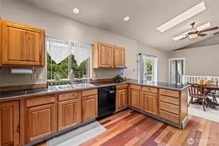 15445 Levin Rd NW, Poulsbo, WA 98370 - Photo 12