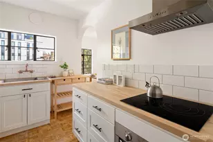 1106 NE 42nd, Seattle, WA 98105 - Photo 14