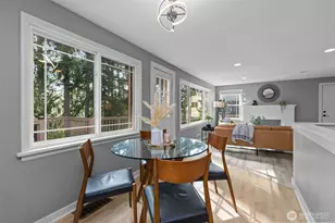 1210 108th Ave SE, Bellevue, WA 98004 - Photo 8