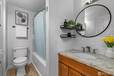 1210 108th Avenue SE, Bellevue, WA 98004 - Photo 12